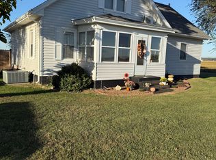 10295 Bethel Church Rd, Beardstown, IL 62618