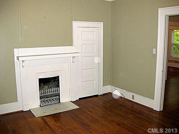 5th image of 1434 White Oak Ave