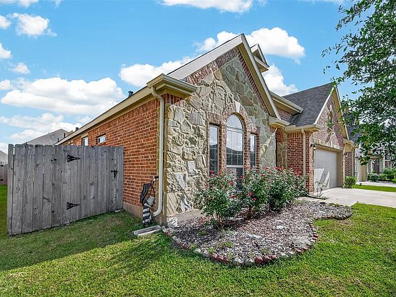 2nd image of 20427 Alpine Meadow Pl