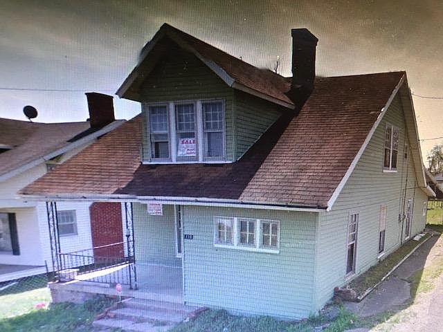 2nd image of 110 N Rosemont Ave
