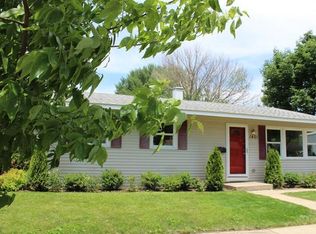 1401 Muirfield Ave, Waukegan, IL 60085