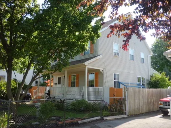 48 Peters Pl, Rochester, NY 14605