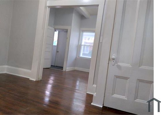 4th image of 315L Copeland St #L