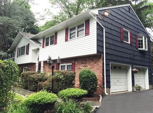 79 Alcott Rd, Mahwah, NJ 07430