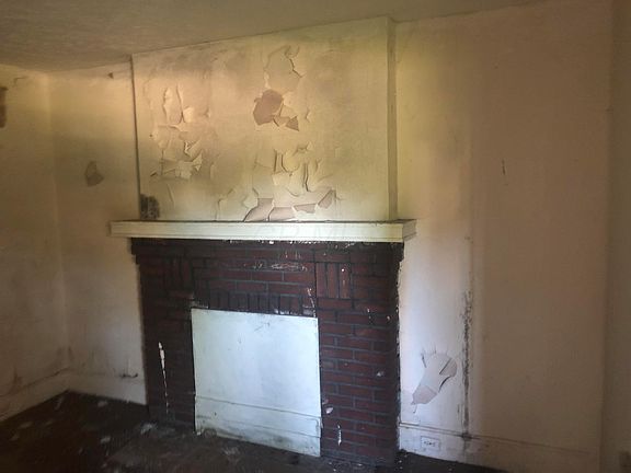 5th image of 548-550 Seymour Ave