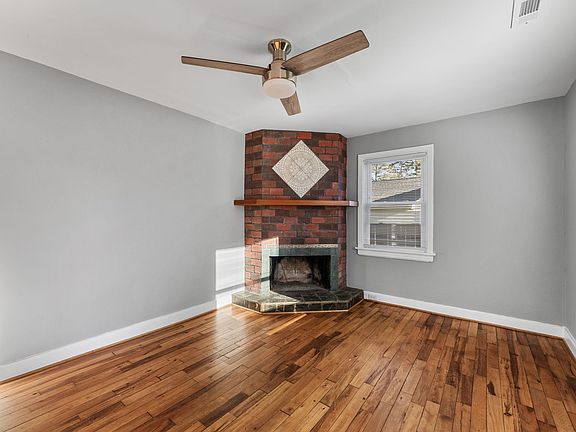 3rd image of 108 E Magruder St