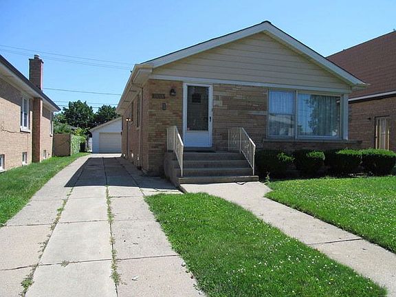2nd image of 7633 W Bryn Mawr Ave