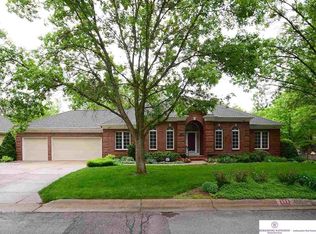 203 N 128th Plz, Omaha, NE 68154