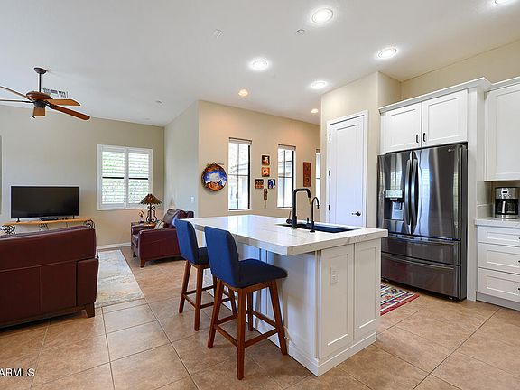 3rd image of 10055 N 142nd Street #2140