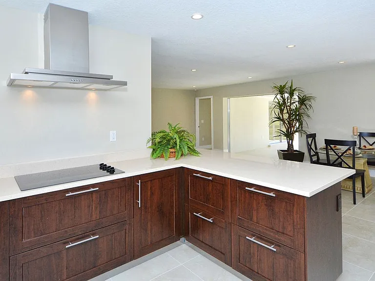 3240 Pine Valley Dr — Photo 13