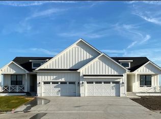1335 NW 32nd St, Ankeny, IA 50023