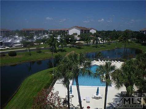 4th image of 701 Seafarer Cir APT 504
