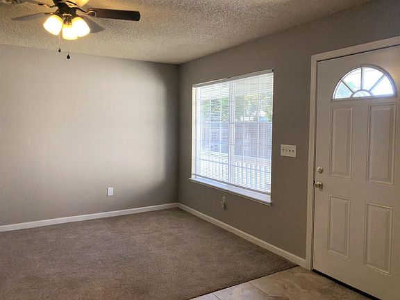 3rd image of 1856 Fernwood Dr