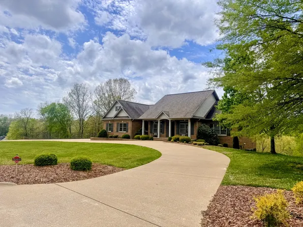 294 Cove Ln, Lawrenceburg, TN 38464