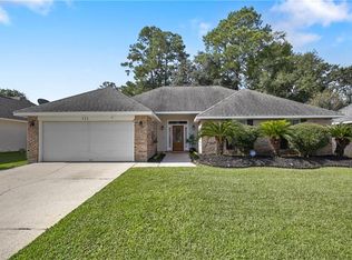 111 Amanda Dr, Slidell, LA 70458