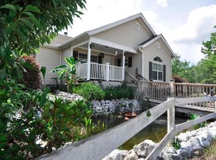 559 Marville Dr, Marianna, FL 32448