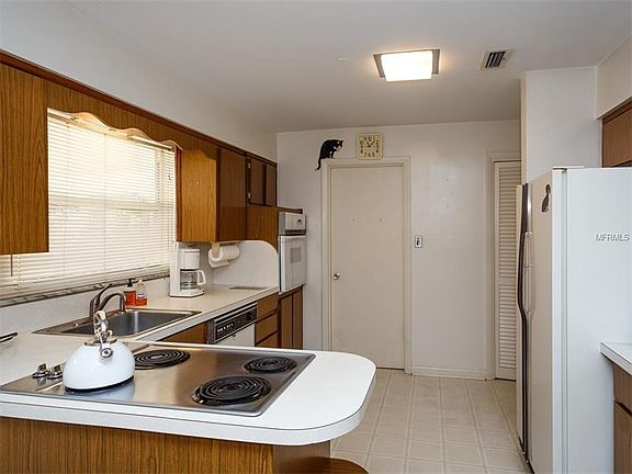 5th image of 3611 Wilder Ln