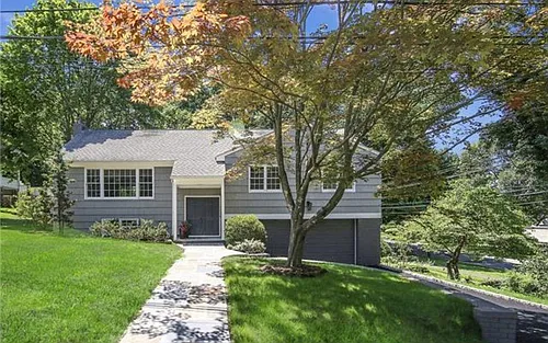 14 Greenacres Ave Photo 1