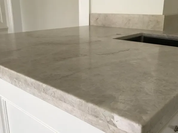 12118 Carriage Hill Dr, Houston, TX 77077