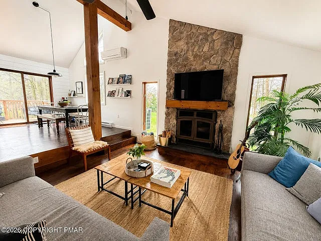 1628 Clover Rd — Photo 5