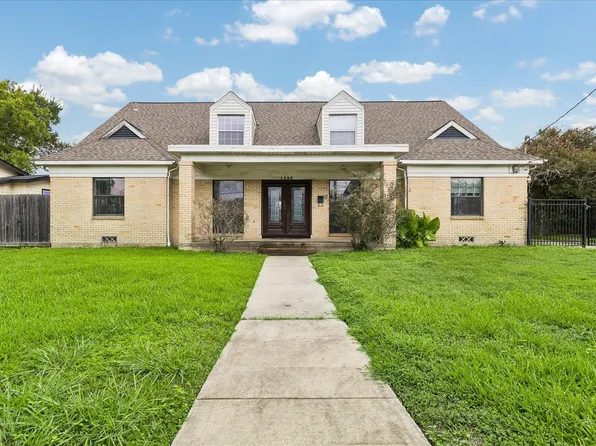 1330 Des Jardines St, Houston, TX 77023