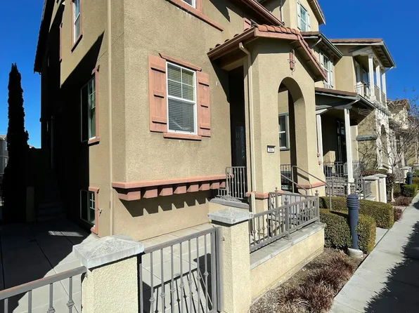 500 Brisa Suave Cmn, Milpitas, CA 95035