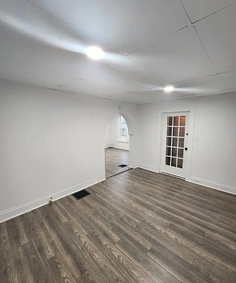 129 Maple Ave #1LOWER — Photo 3