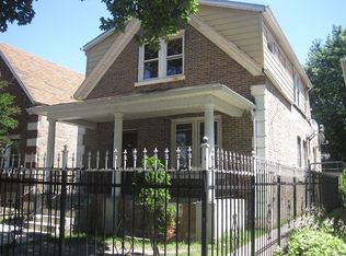 911 N Karlov Ave, Chicago, IL 60651