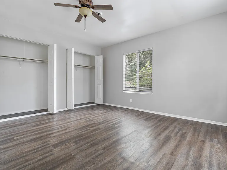 356 Locust St #A — Photo 13