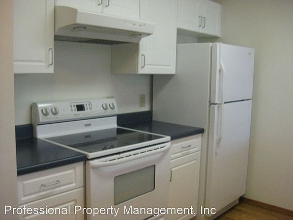 2nd image of 420 N Pattee St APT 8