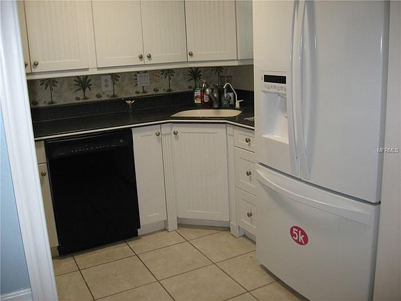 4th image of 533 Canada Ct