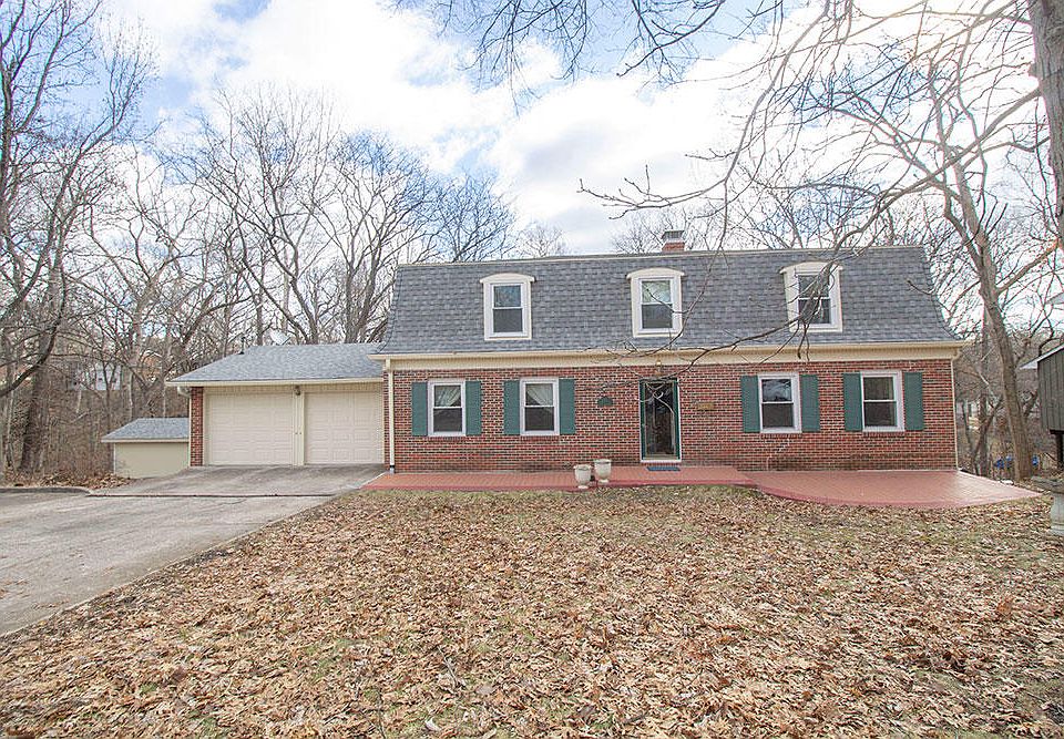 1st image of 600 Maplewood Dr