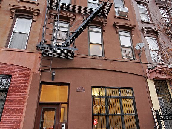 2nd image of 693 Dekalb Ave #2