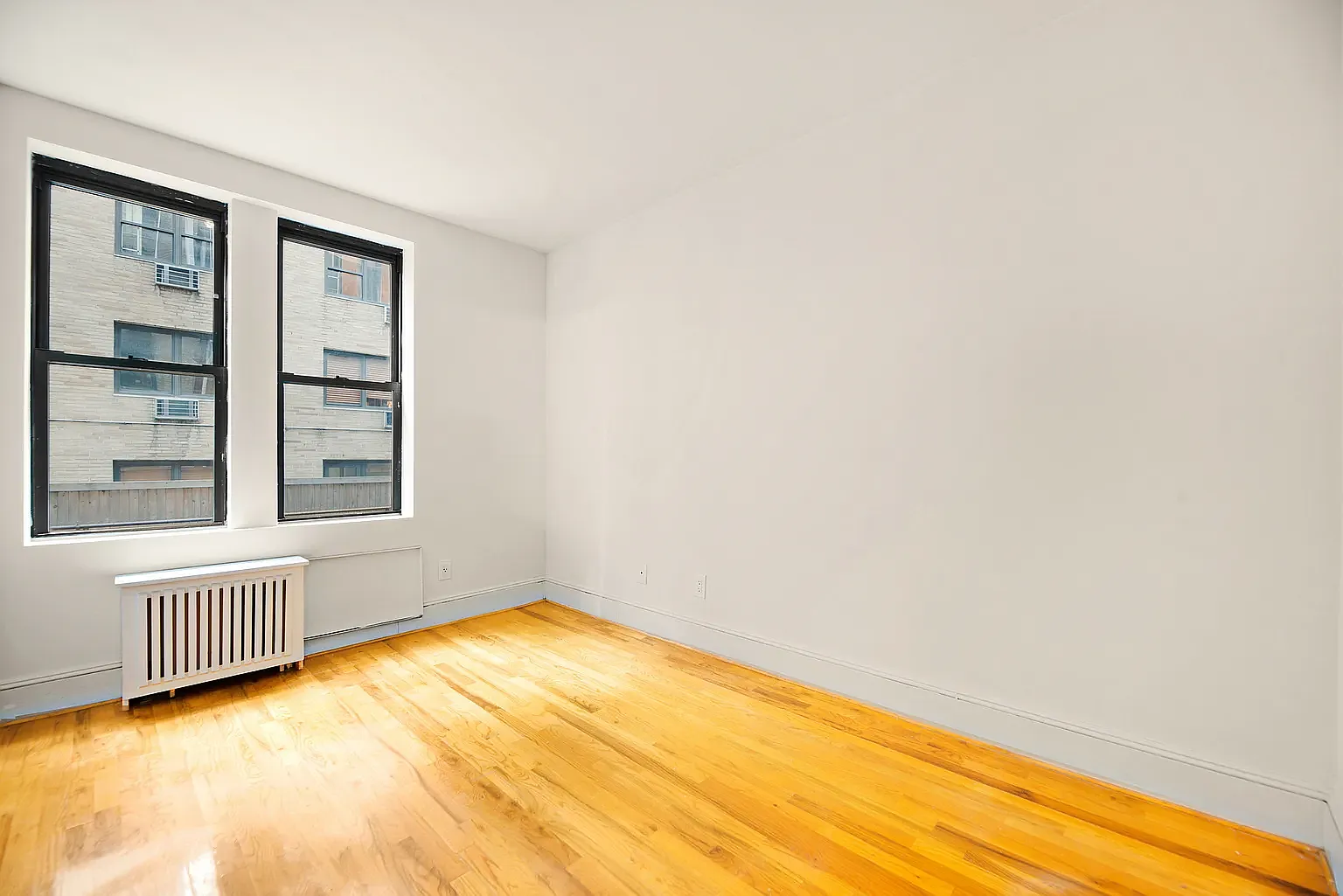 226 East 70th Street — Photo 4