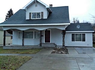 724 E A St, Iron Mountain, MI 49801