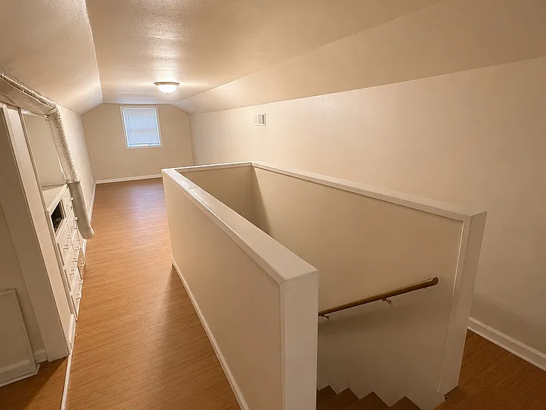2850 Myers St — Photo 10