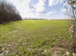 Chapel Rd, Ashtabula, OH 44004