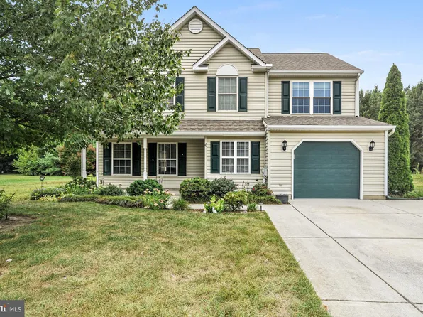 6 Westover Dr, Dover, DE 19904