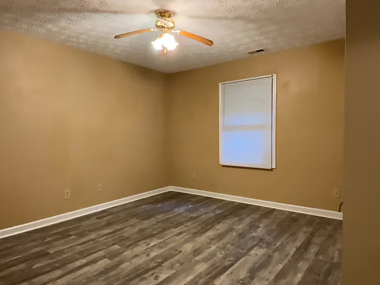 8 Mountain View Rd #A — Photo 11