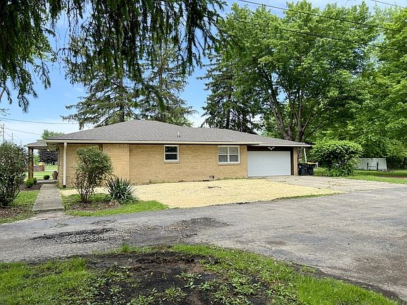 4th image of 3440 Raible Ave