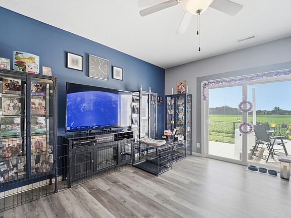 4th image of 2671 Glastonbury Way