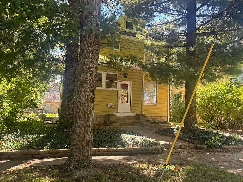 1st image of 612 Hillyer St