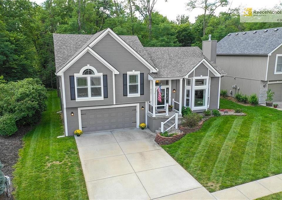 New Exterior Paint - Oversized Corner Lot backing to Trees