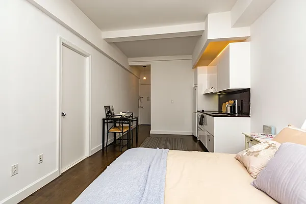 Rented by Bridgeline Property Management, LLC | media 19