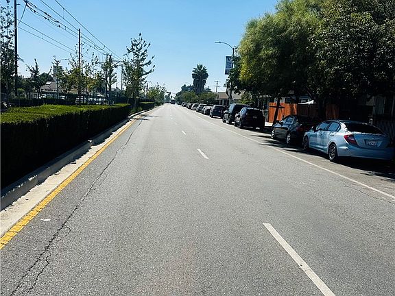 3rd image of 1311 Exposition Blvd