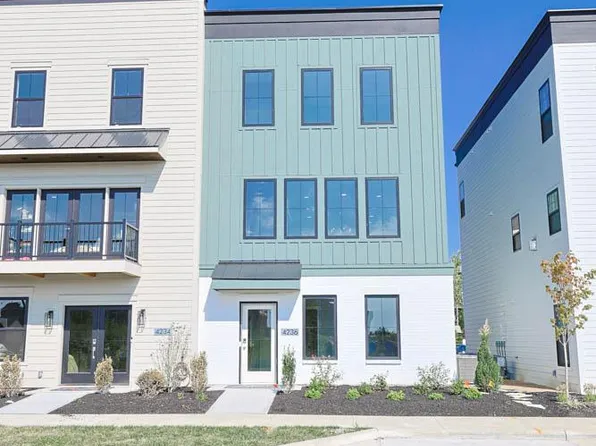4236 Parkview Dr, Blue Ash, OH 45242