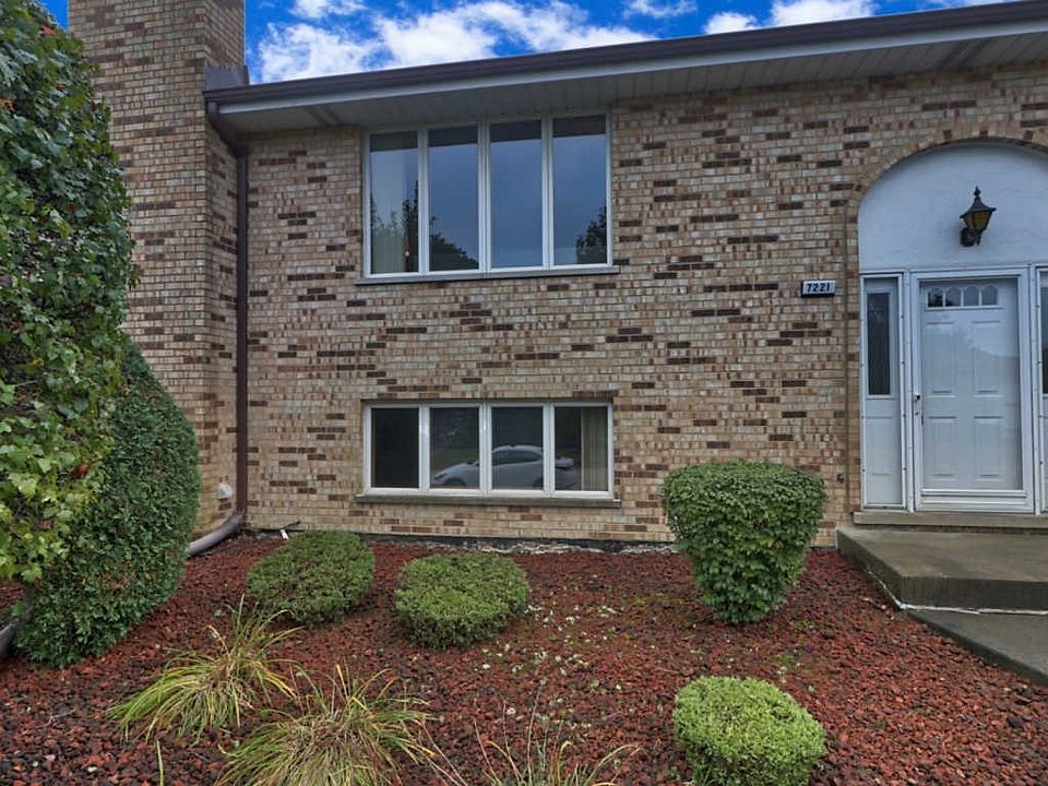 1st image of 7221 154th St #2