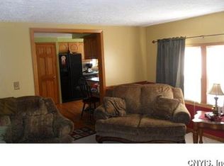 42 Madison St, Carthage, NY 13619