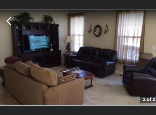 24100 W Walnut Cir, Plainfield, IL 60585