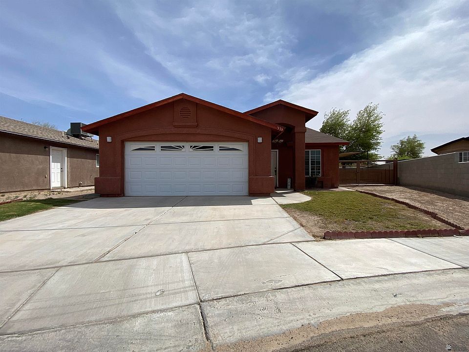 1st image of 323 N Gonzalez Dr